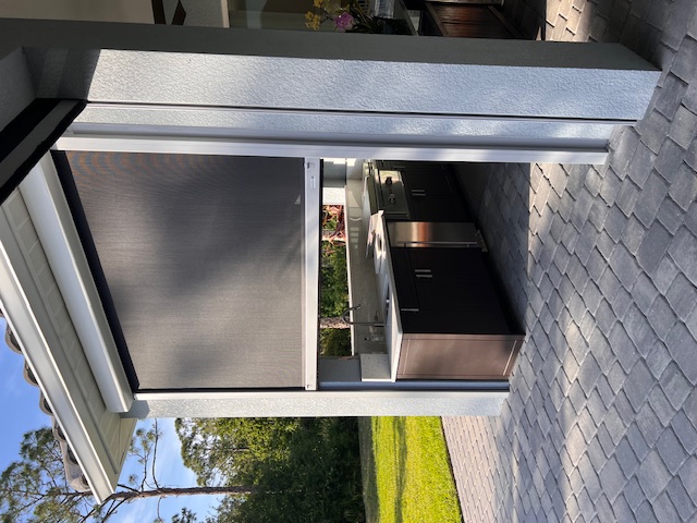 Outdoor Kitchen Screen